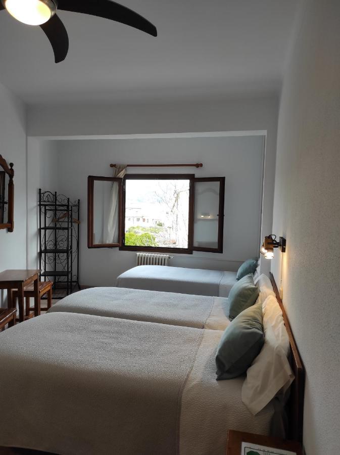 Hostal Nadal Soller Luaran gambar