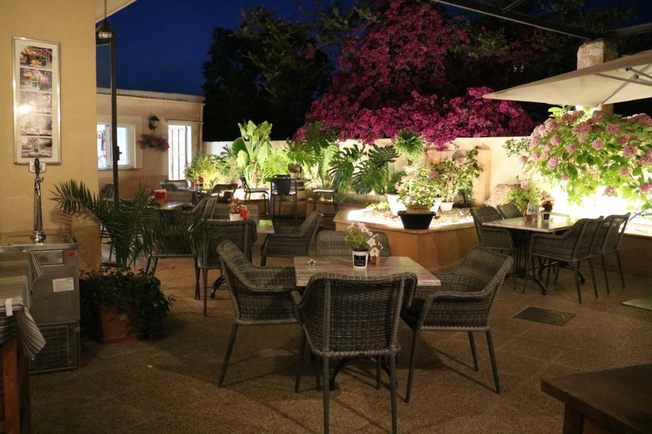 Hostal Nadal Soller Luaran gambar